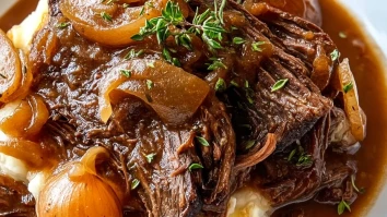 Slow Cooker Pot Roast with Onion Soup