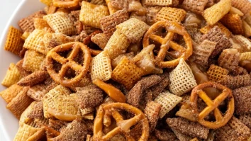Caramel Churro Chex Mix